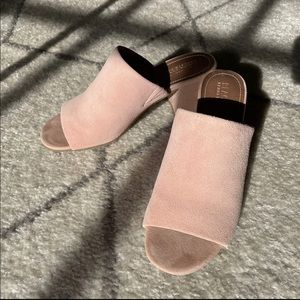 Kenneth Cole Reaction's Mass-Ter Mind mules